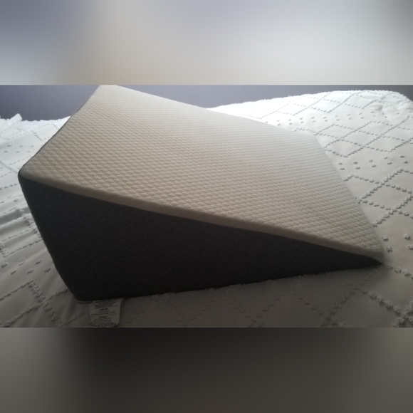 Bed Wedge - Picture 1 of 2